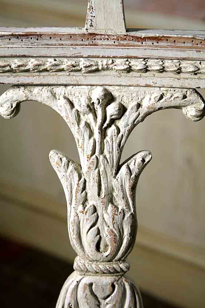 Möbelmalerei: Ein Detail.